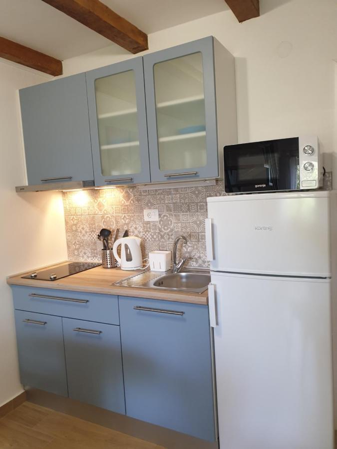Apartments Lucky 로조박 외부 사진