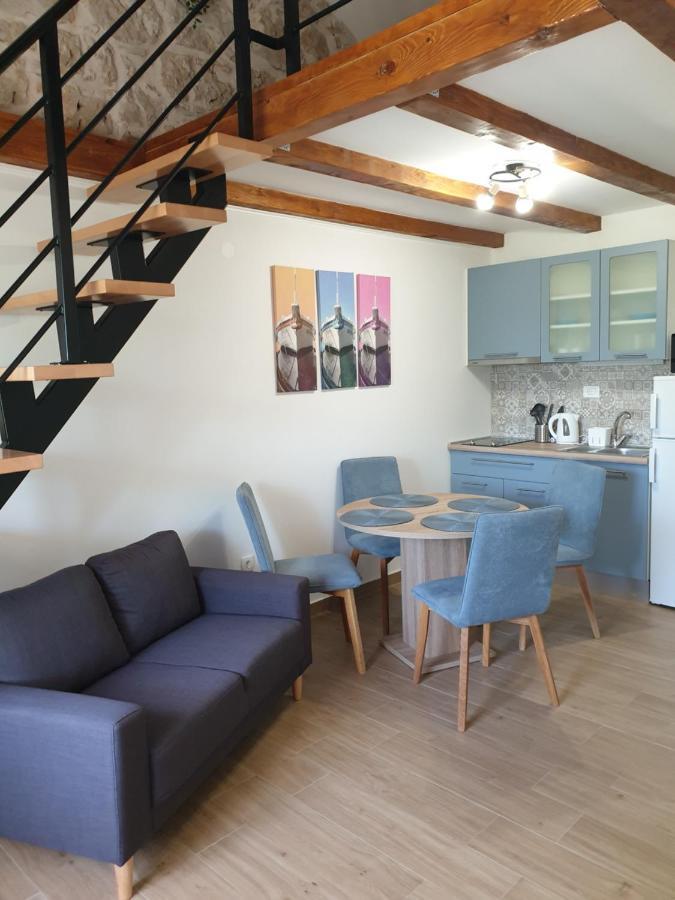 Apartments Lucky 로조박 외부 사진
